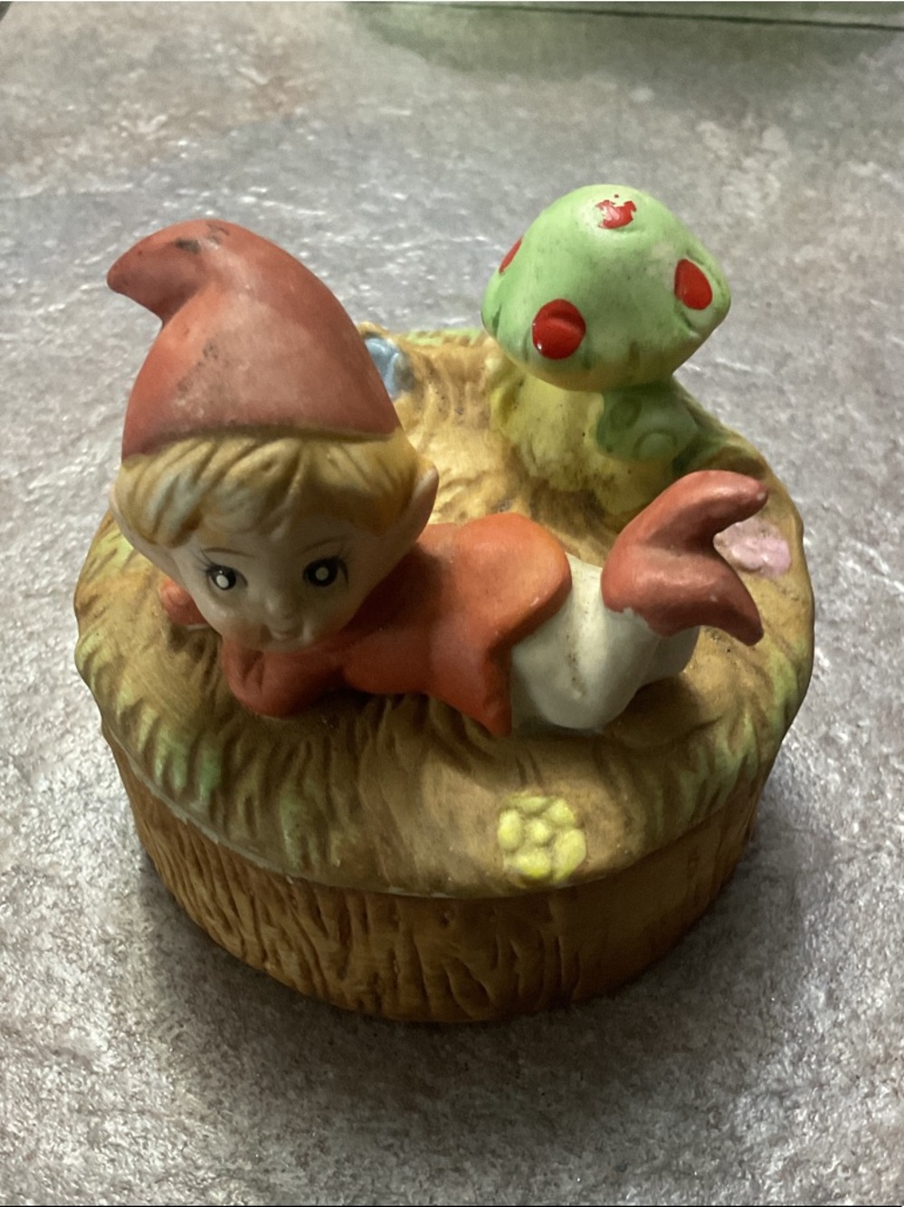 Homco Ceramic Elf Trinket Box in Red, Green and Brown